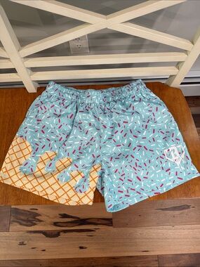 Light Blue Ice Cream Graphic Men's Athletic Shorts
